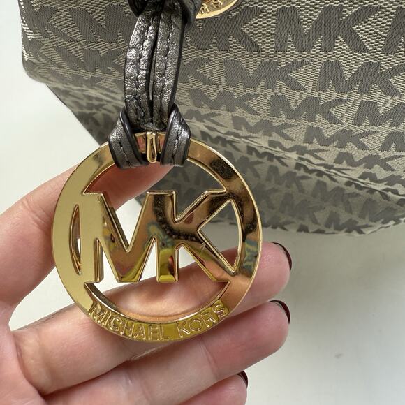 Michael Kors Jet Set Grab Bag Jacquard Signature MK Monogram Canvas Tote Gray - Picture 3 of 11